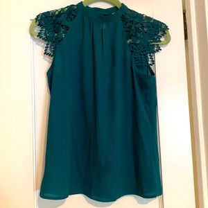 Lace shoulder teal Express top